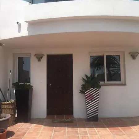 Apartamento Palm In La Duquesa *
