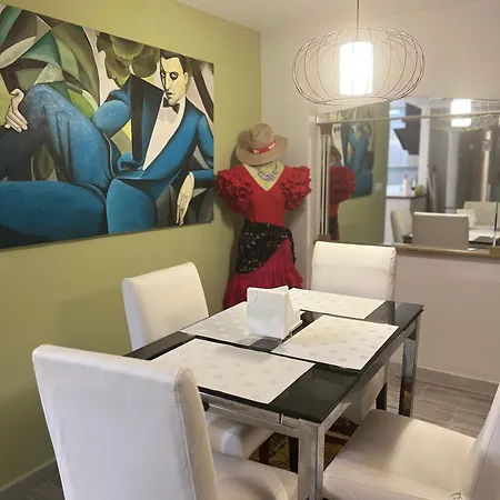 Apartamento Palm In La Duquesa *