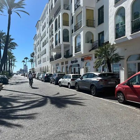 Palm In La Duquesa Apartamento